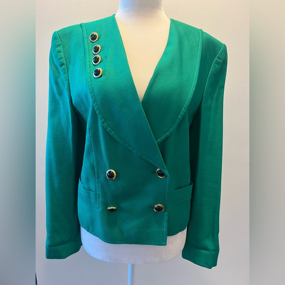 Like New, Vintage Louis Féraud Blazer, size 8
